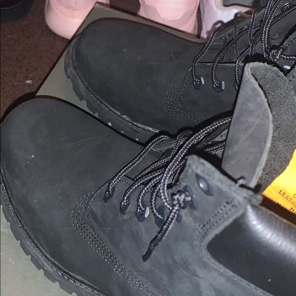 shoes - Picture 8 of 8